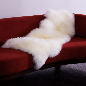 Henan Prosper Sheepskin Ivory 1.5 Rug 15120-63"x26"